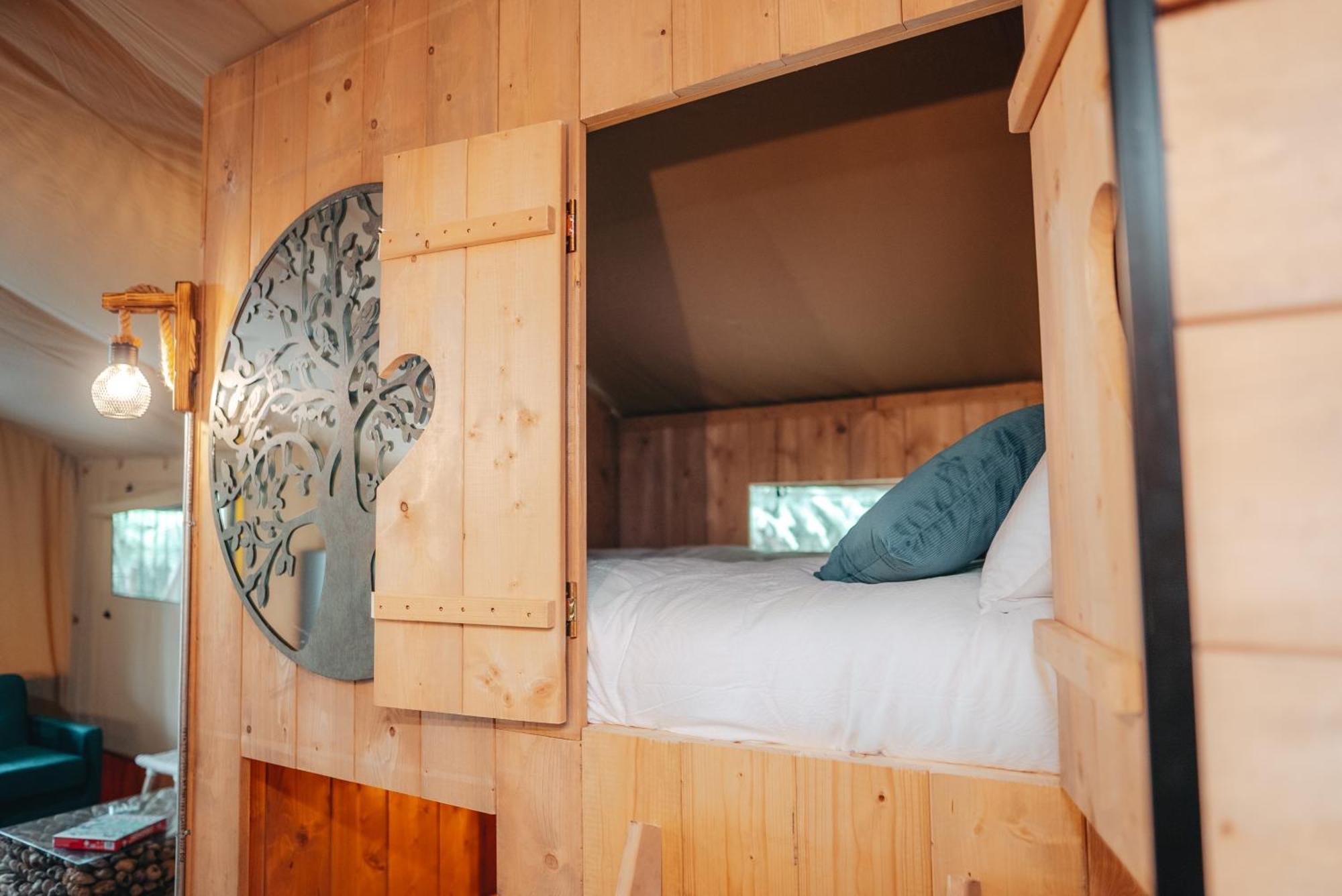 Cosy Forest Lodge Penrhos  Exterior photo